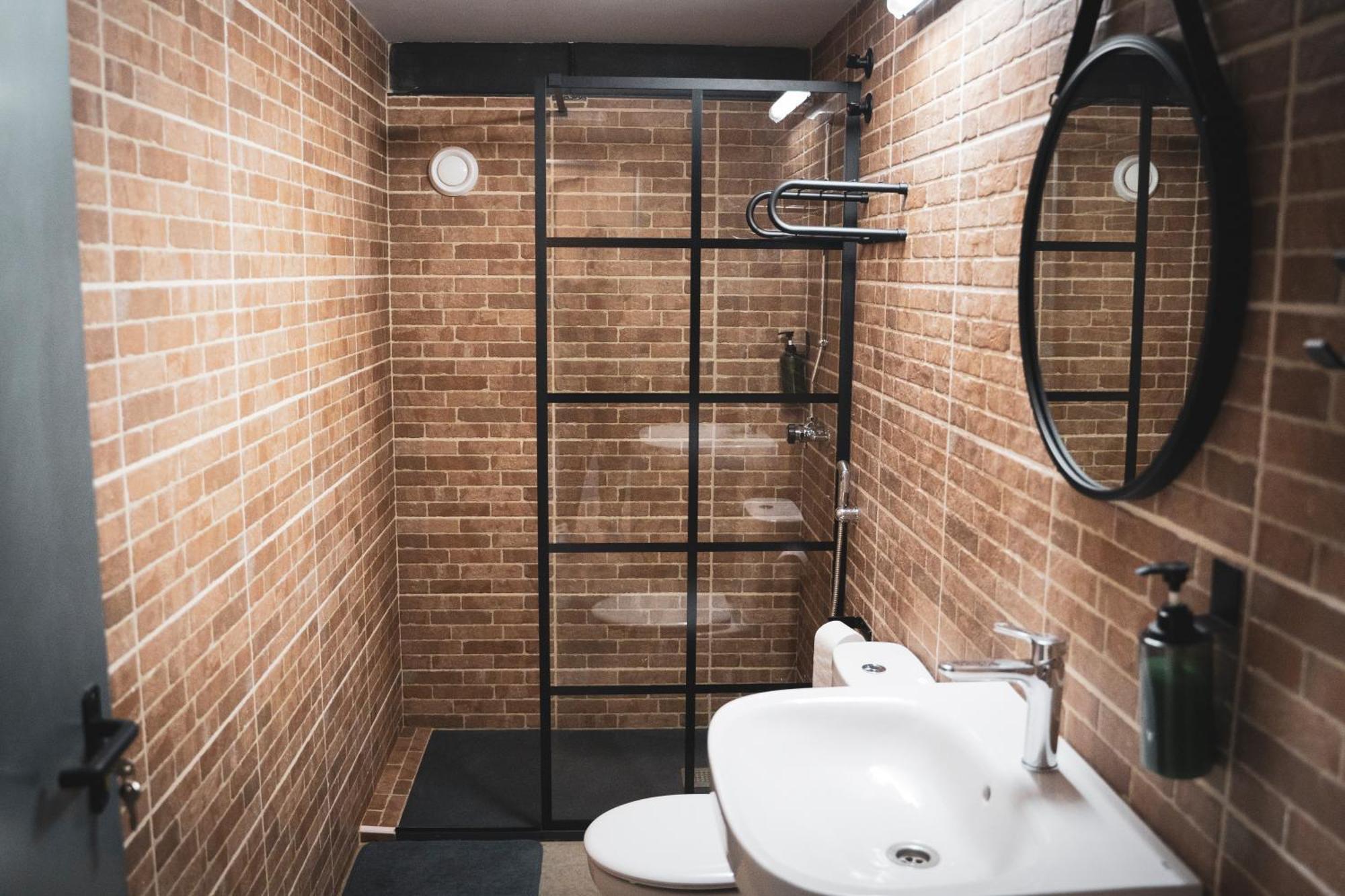 Gallery Hostel Madrid Residencia Buitenkant foto