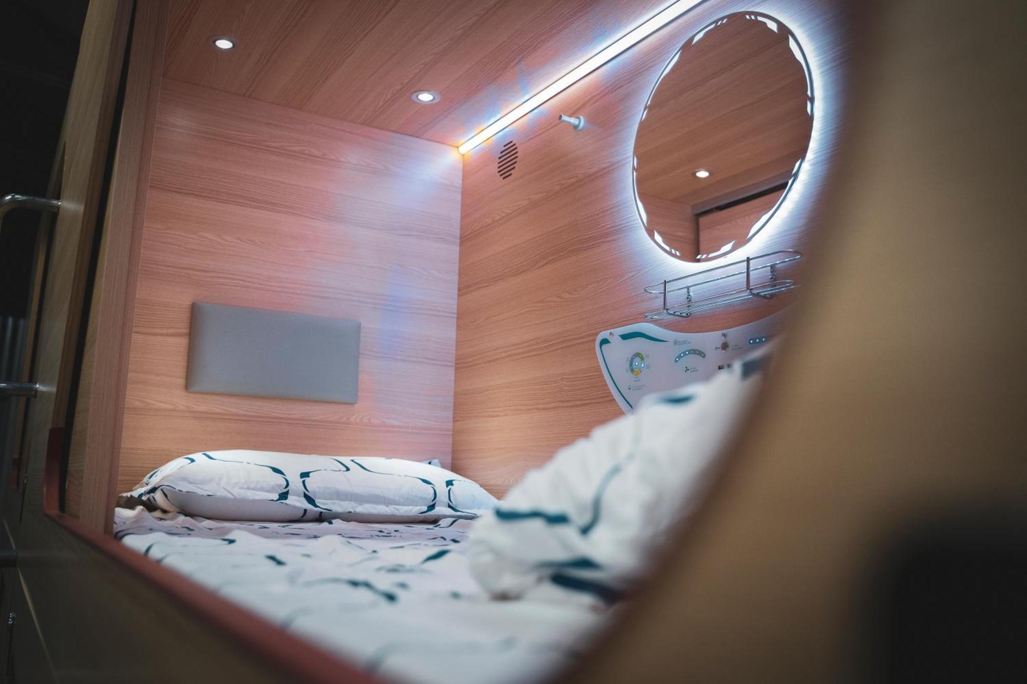 Gallery Hostel Madrid Residencia Buitenkant foto